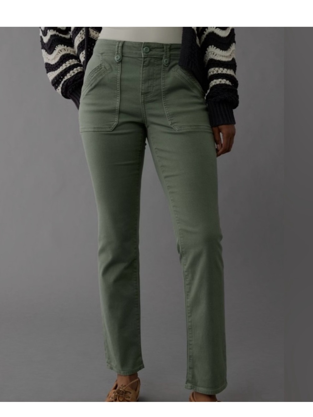 American Eagle Outfitters Green Stretch Classic Skinny Pants.  NWT.  16 Short.